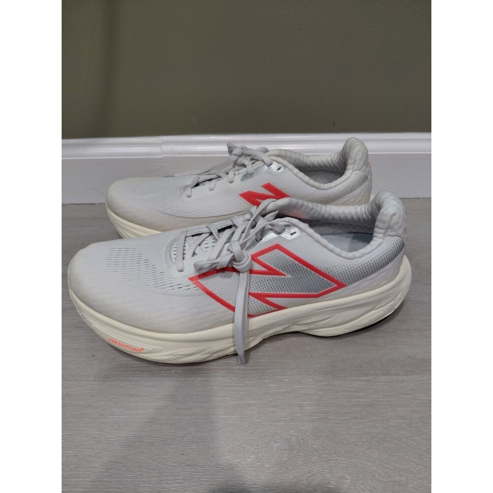 Size 11D - New Balance Fresh Foam X 880v15 Linen White Red Women's Sneakers